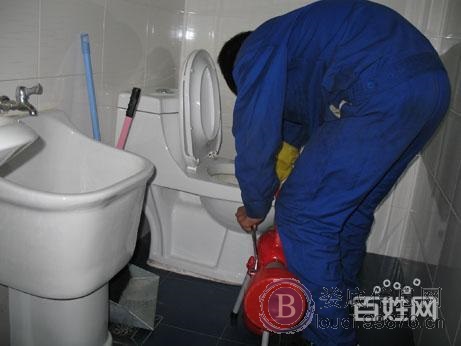 娄底专业疏通下水道马桶改管改道空调清洗加氟清污水